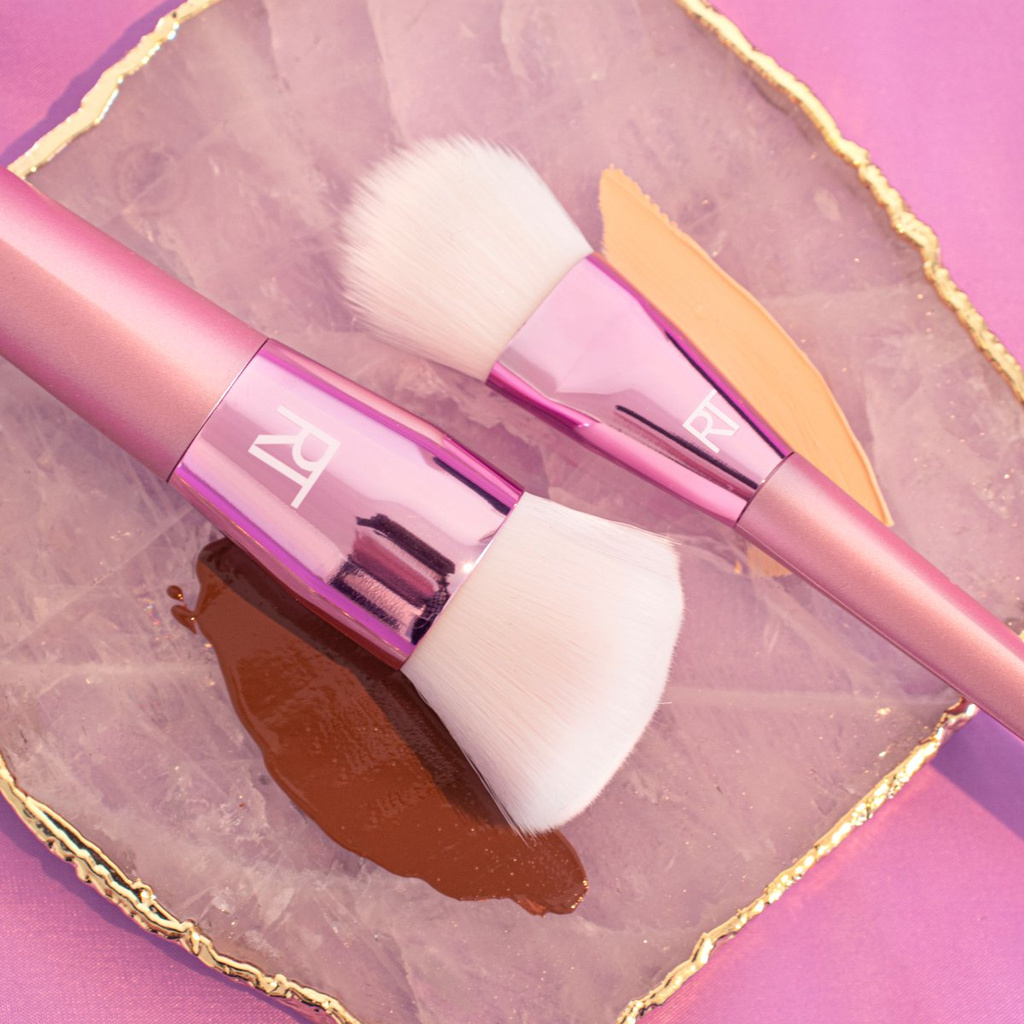 Real Techniques - Có Tán Kem Nền Real Techniques Cashmere Dreams 014 Complexion Brush