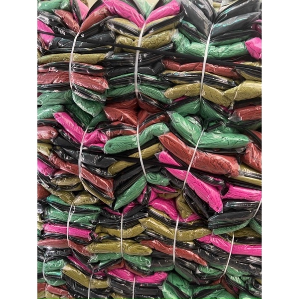 Đầm Nhung Trễ Vai Bèo Trắng Đính Núc Dáng Xoè Tay Dài Dáng Ngắn