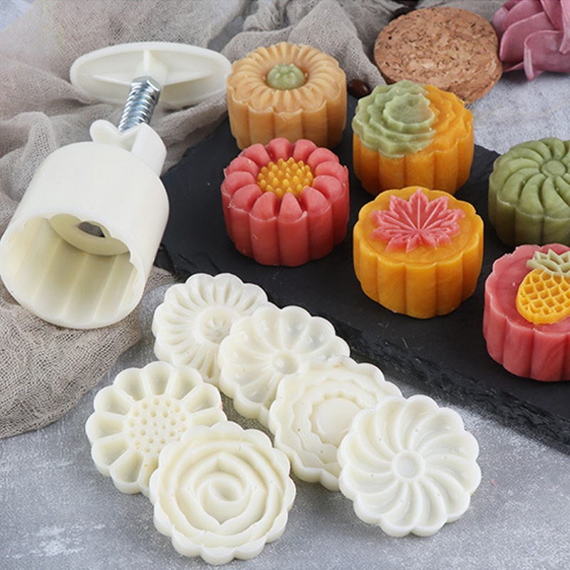 Khuôn Trung Thu 3D Lò Xo 4 Mặt Hoa 50g