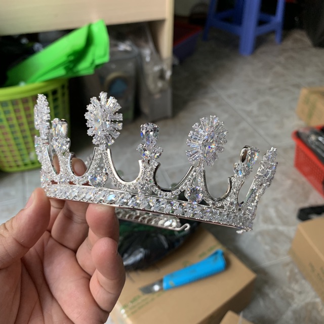 Siêu phẩm vương miện cô dâu