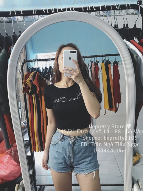 Áo croptop ngắn tay Mon Cheri