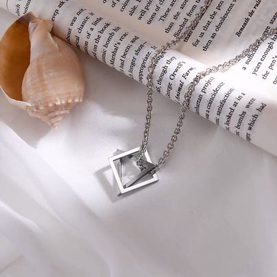 Dây Chuyền Doe68 Tam Giác Đôi Merin Accessories Màu Bạc- Vòng Cổ Đơn Giản Phong Cách Thép Titan Không GỈ - Doe68 Chain