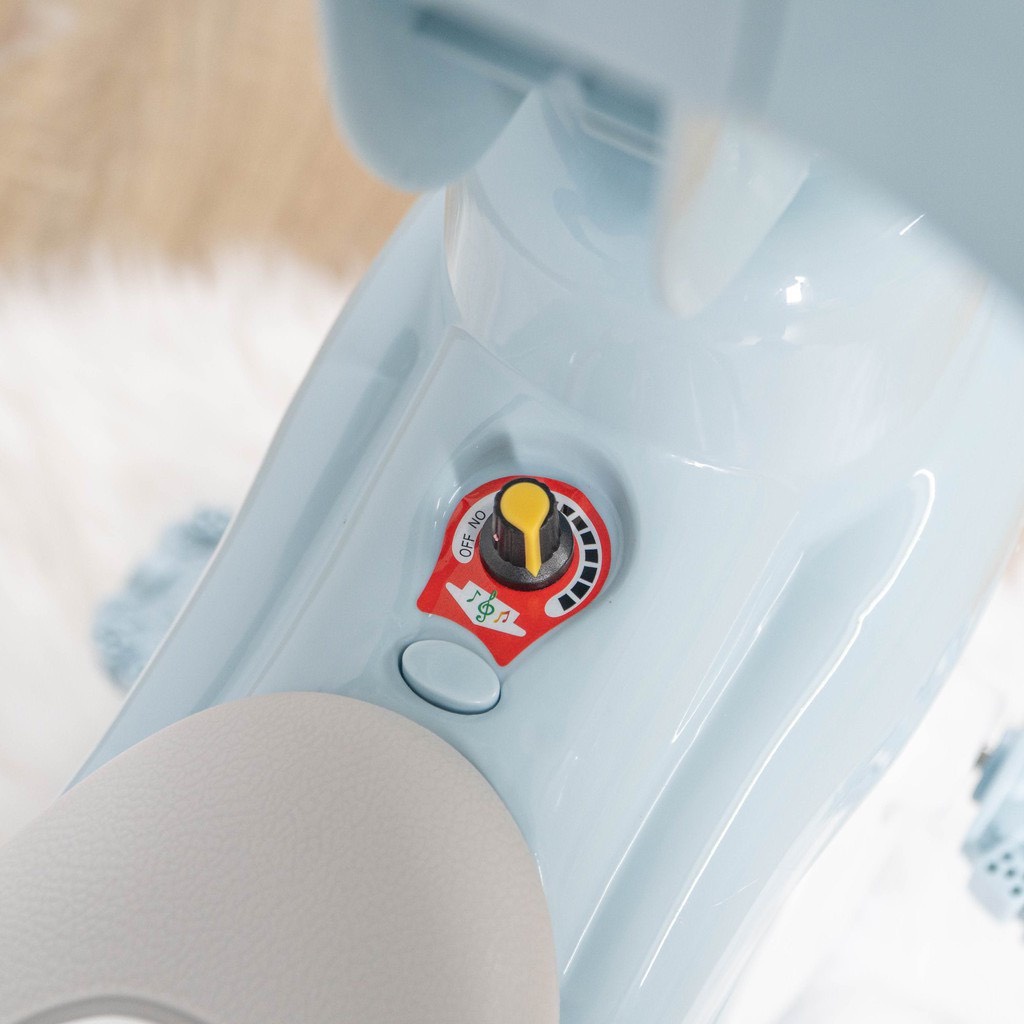 Xe đạp 3 bánh 618, xe đẩy du lịch kiêm xe chòi chân cho bé, có cần đẩy phát nhạc và khung bảo vệ bé