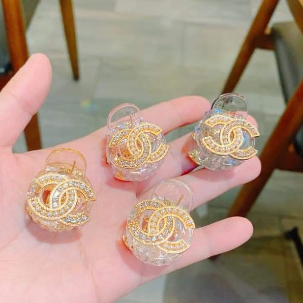 GẤP TÓC ĐỈNH, GẤP NỮA TÓC PHÍA SAU GỌNG TRONG CHO BẠN GÁI CAO CẤP