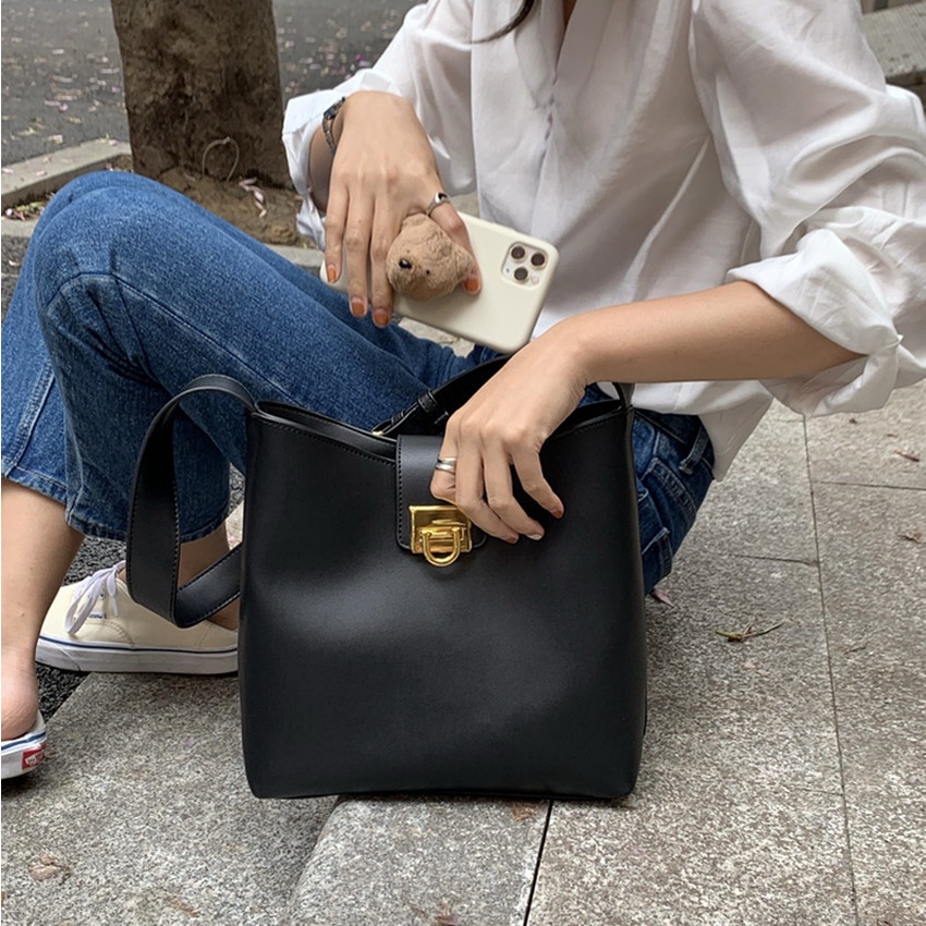 Túi Đeo Vai Thời Trang Thu Đông 2021 Phong Cách retro Sức Chứa Lớn Cho Nữ