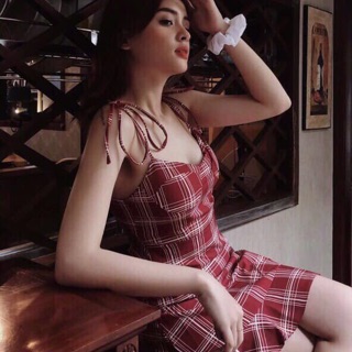 ĐẦM CỘT DÂY CARO ĐỎ