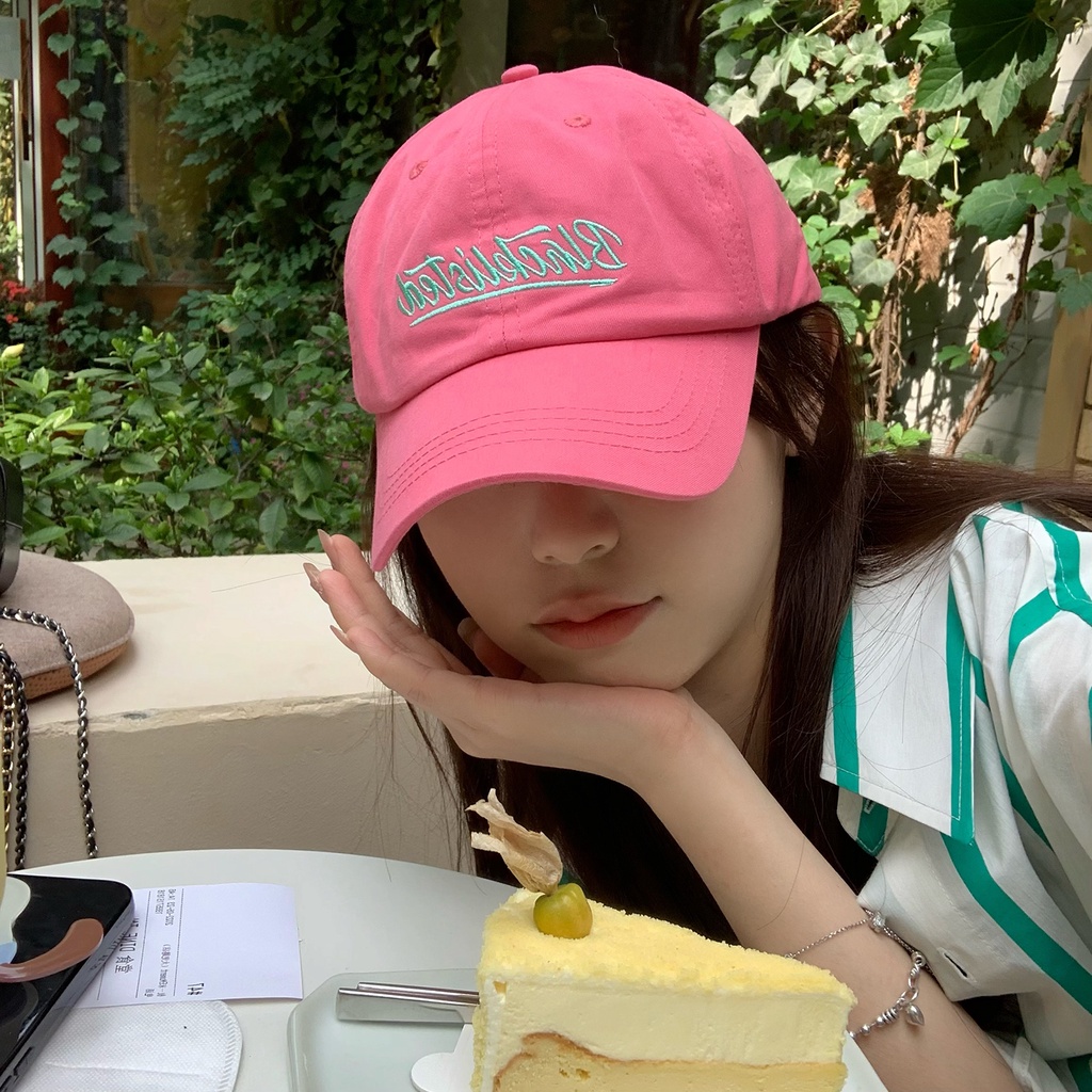 Mũ lưỡi trai MU GUA ZHI PIN (MG STUDIO) thêu chữ