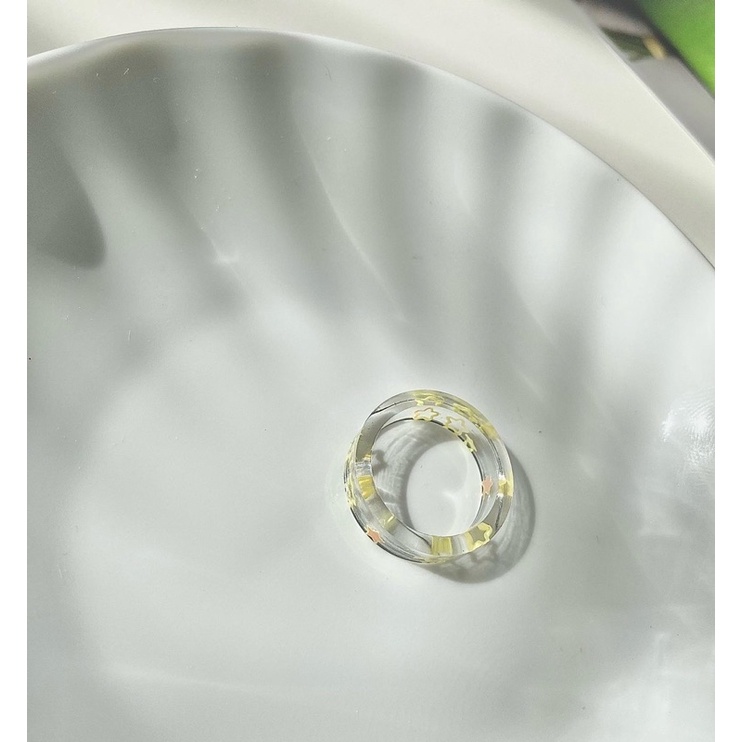 nhẫn nhựa resin đủ màu