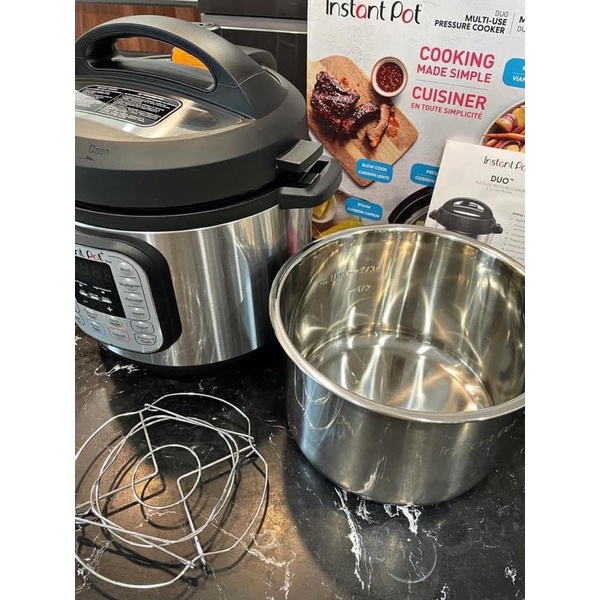 NỒI ÁP SUẤT ĐA NĂNG THÔNG MINH INSTANT POT 6 lít  bản Đức
