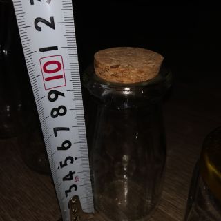Lọ thủy tinh nhỏ nút bấc 10cm
