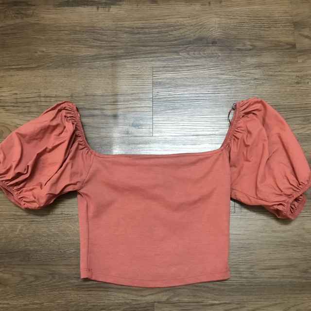 Áo zara bệt vai sz M