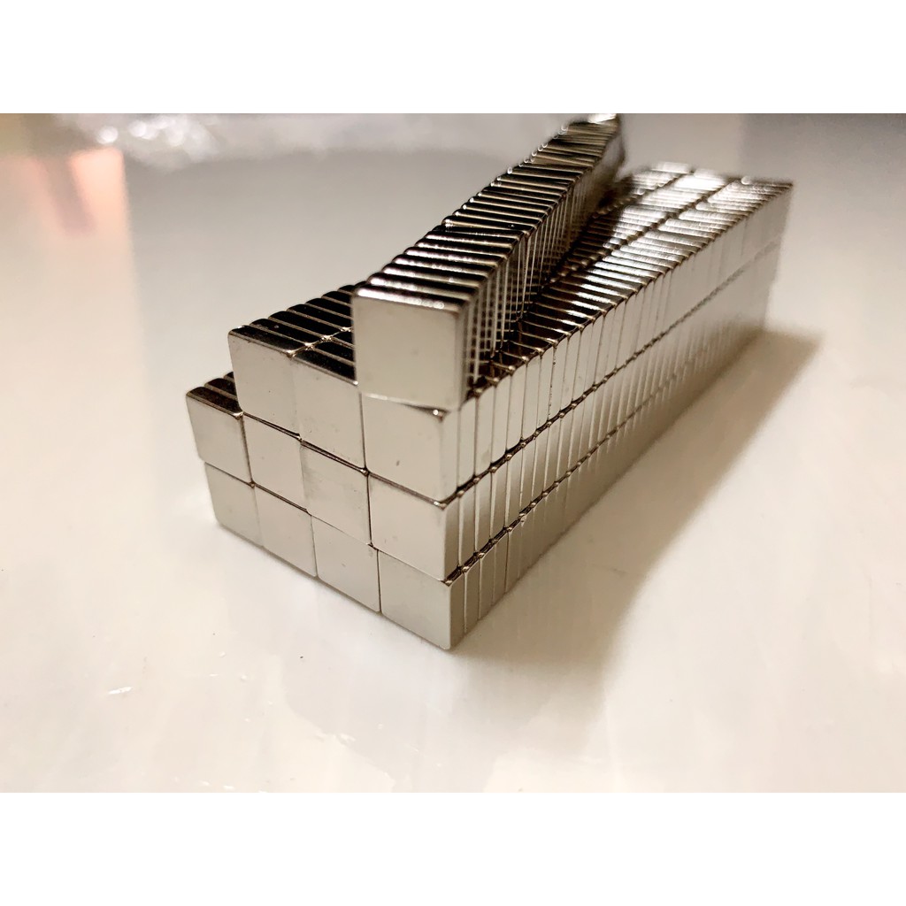 Nam Châm Hình Vuông 10x10x3mm ( nam châm vĩnh cửu )