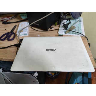 Laptop asus x201e cũ. chip i3, ram 4gb, ssd 120gb cài sẵn win 10