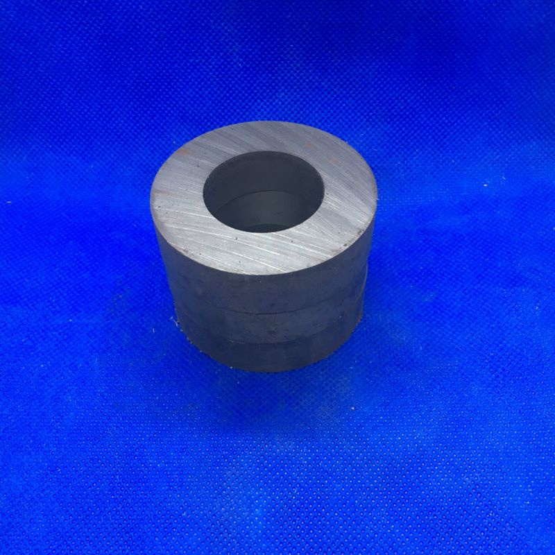 Nam châm vĩnh cửu D60x15 lỗ 32mm làm loa