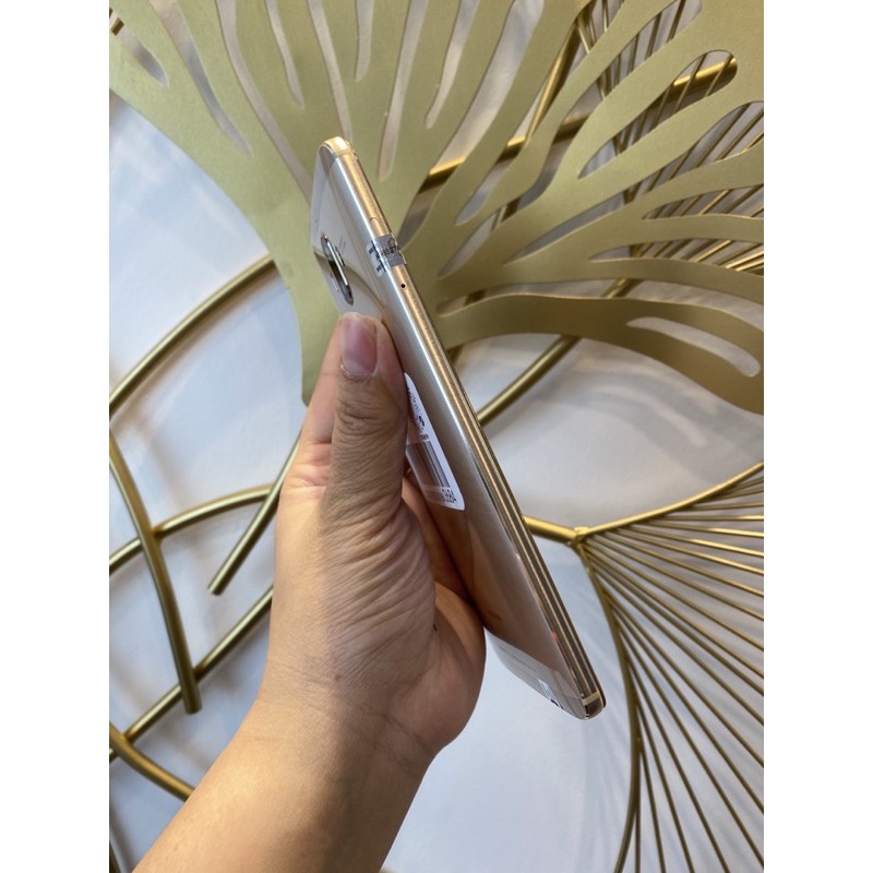 Điện thoại Huawel Mate 9 ram:4/64 bản 2 sim