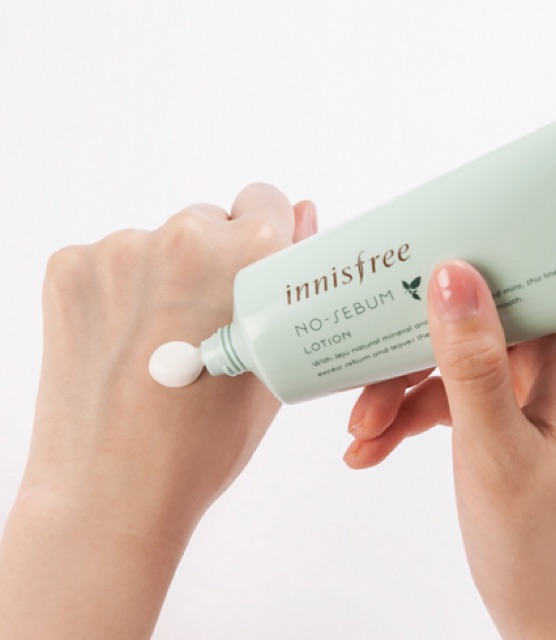 Sữa dưỡng da kiềm dầu Innisfree No-sebum Lotion