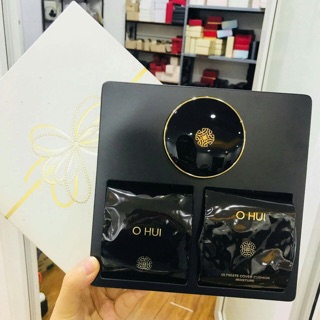 SÉT PHẤN NƯỚC OHUI ĐEN ULTIMATE COVER CUSHION MOISTURE CHÍNH HÃNG TẶNG KÈM 2 LÕI SƠ CUA