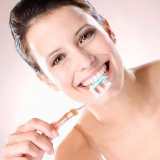 Kem đánh răng Aquafresh
