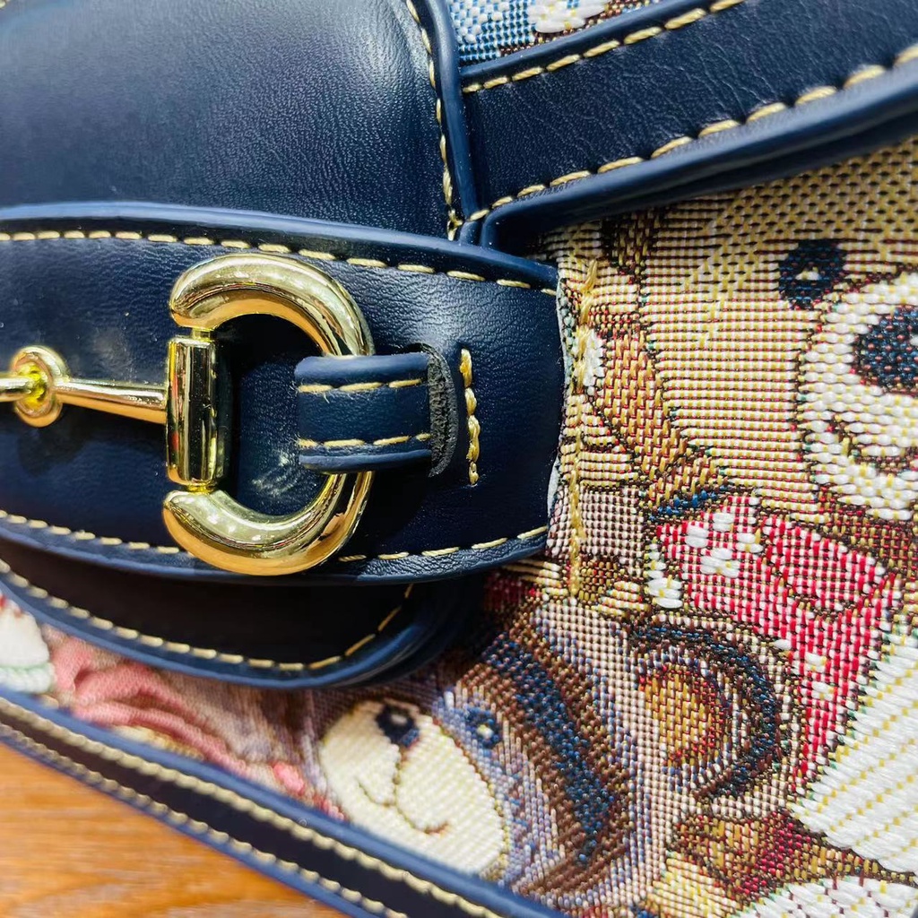 Túi Xách Đeo Vai Hình Yên Ngựa Katy Bear Phong Cách Thời Trang Nhỏ Nhắn Xinh Xắn