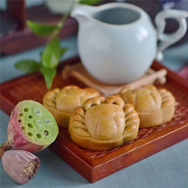 Khuôn silicon làm bánh trung thu/ bánh trung thu/ bánh kem hình cua/ thỏ/ hoa sen/ hoa sen hoạt hình may mắn độc đáo DIY