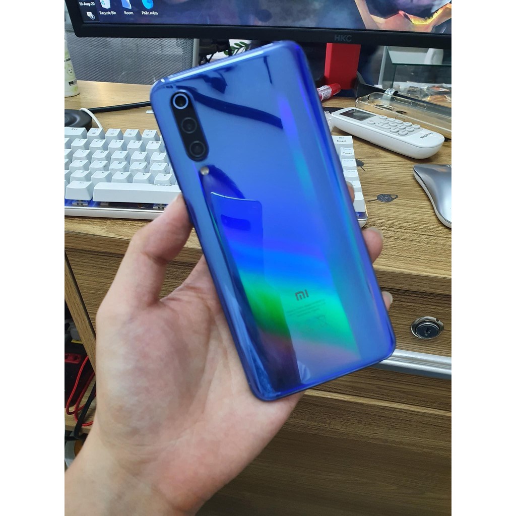 Điện thoại Xiaomi Mi 9 64GB ,128GB Bản QUỐC TẾ like new + TẶNG KÈM CƯỜNG LỰC,ỐP, SIM VÀO MẠNG