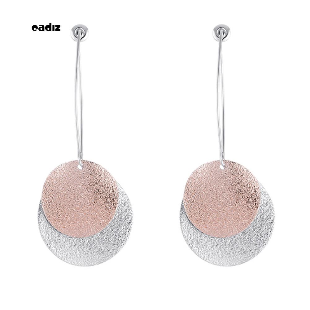 Hoa tai dáng dài mặt hình tròn cho nữ