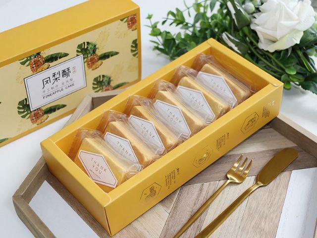 50-100c Khay nhựa đựng kẹo, bánh quy, bánh dứa