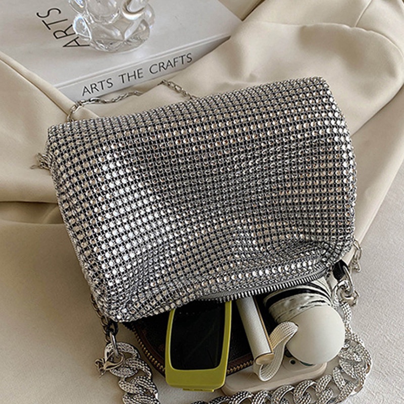 Túi Xách Đeo Vai Hình Vuông Đính Đá Phối Dây Đeo Sợi Xích Thời Trang Dành Cho Nữ