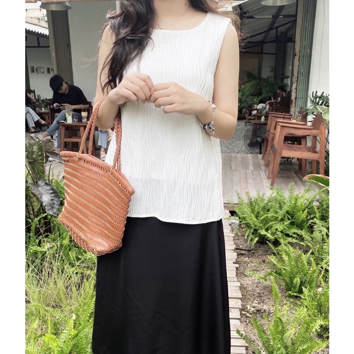 Áo sát nách gợn sóng Sora Top Ma Vie