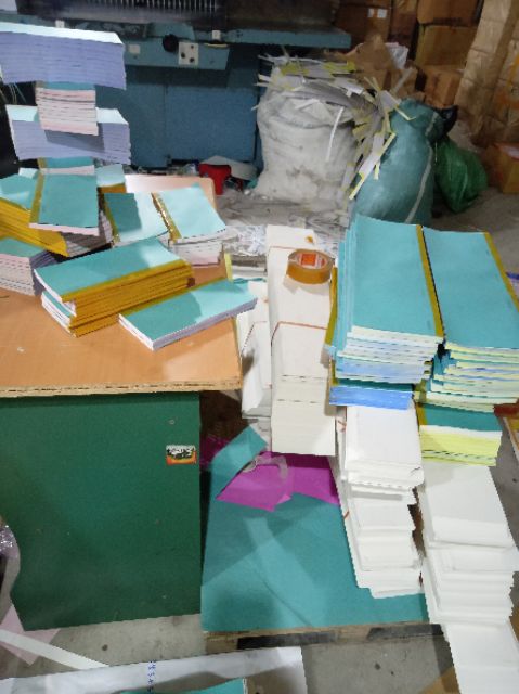 Hóa đơn bán lẻ 1 liên loại giấy dày khổ 15 x 20 100 tờ/quyển