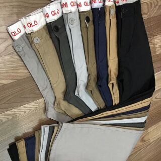Quần chinos Uniqlo