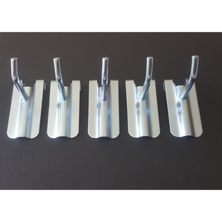 Móc treo lưới sắt vuông 5cm - Móc treo hàng siêu thị 5cm