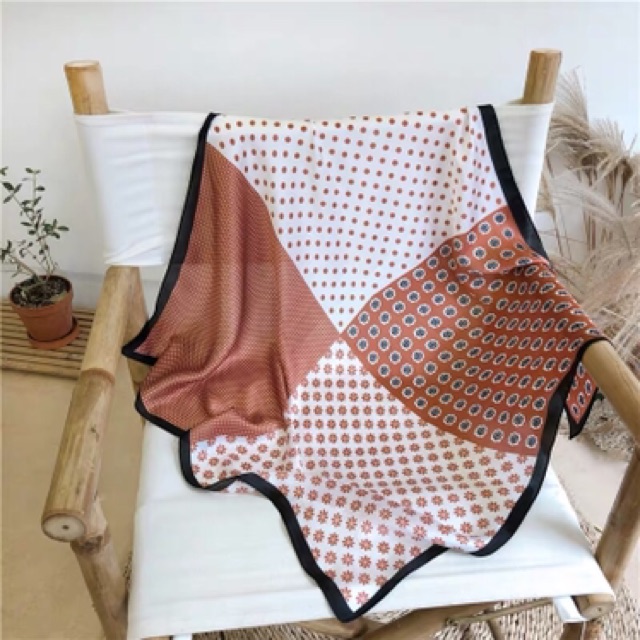 Khăn turban lụa vuông size 70x70cm - Maben
