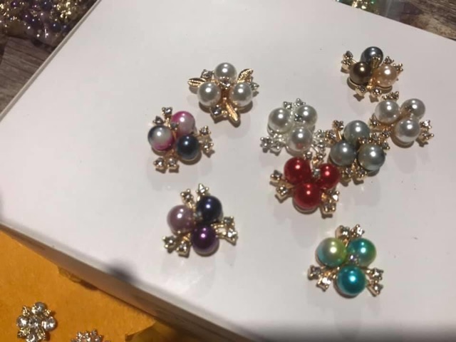 4 hạt center kim loại | BigBuy360 - bigbuy360.vn