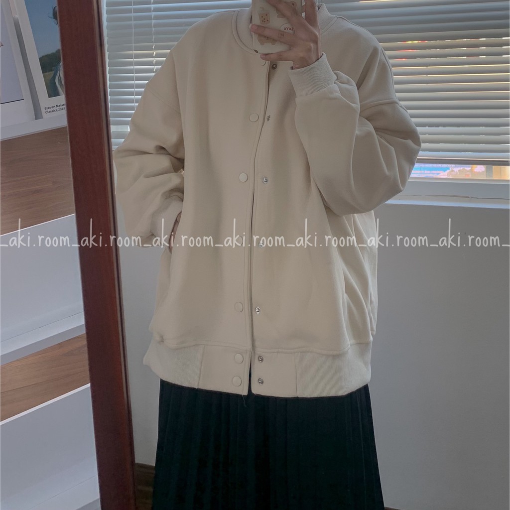 Áo khoác bomber nỉ trơn cúc bấm chất mềm mịn form rộng | BigBuy360 - bigbuy360.vn