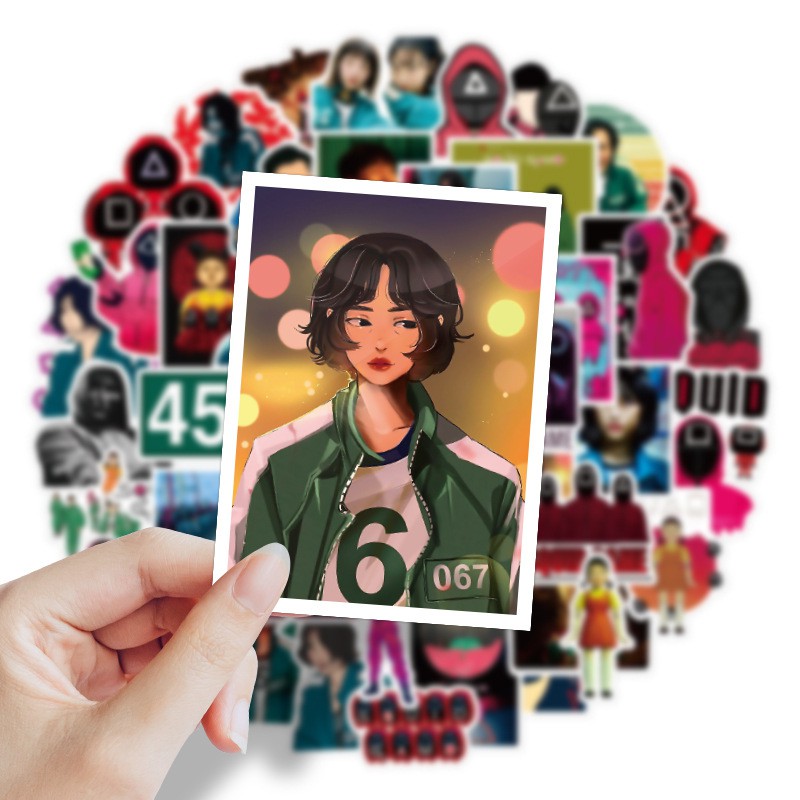 [Set 10 chiếc] Sticker Hình Squid Game Dán Vở, Laptop , Nón Bảo Hiểm , Vali , Điện Thoại Máy Tính, Xe Máy Chống Thấm Nướ