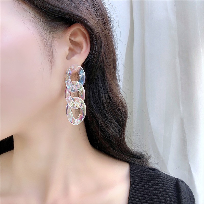 Bông Tai Hot TREND Hàn Quốc Dạng Xích Trong Suốt Sang Chảnh Mainia Shop
