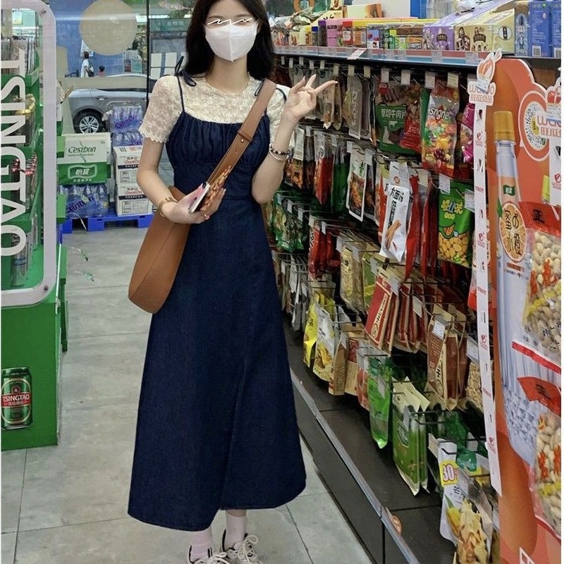 Set Áo Thun Phối Ren + Váy Yếm Denim Xẻ Tà Thời Trang Mùa Hè Mới