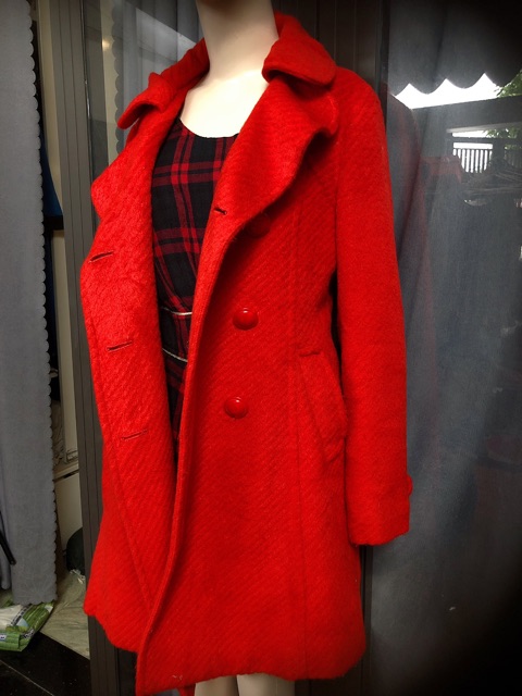 Áo khoát dạ dài màu đỏ combo fjdungtran