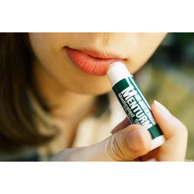 Son Dưỡng Chống Khô Nứt Nẻ Omi Menturm Nhật Bản