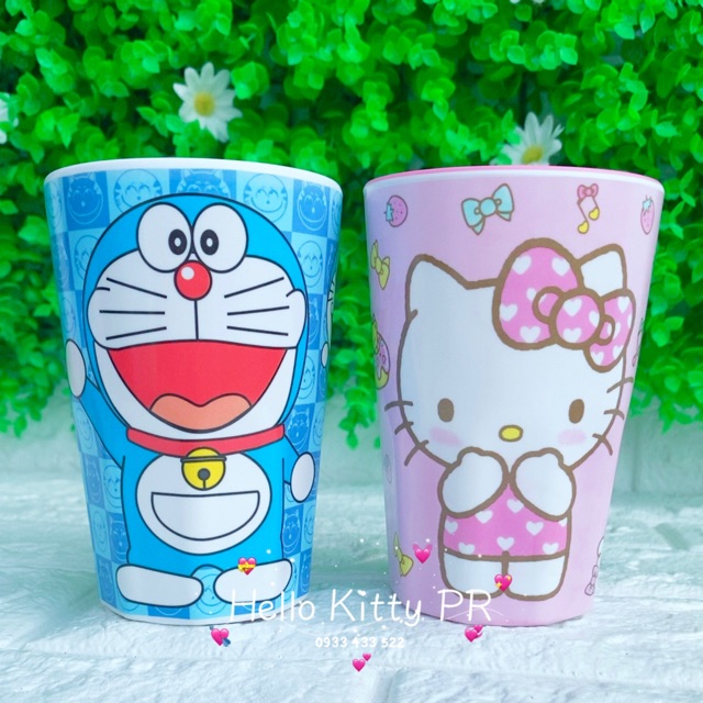 CHÉN MUỖNG LY BÀN ĂN HELLO KITTY &amp; DORAEMON