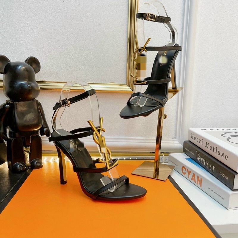 Sandal tag Y2L Fullbox