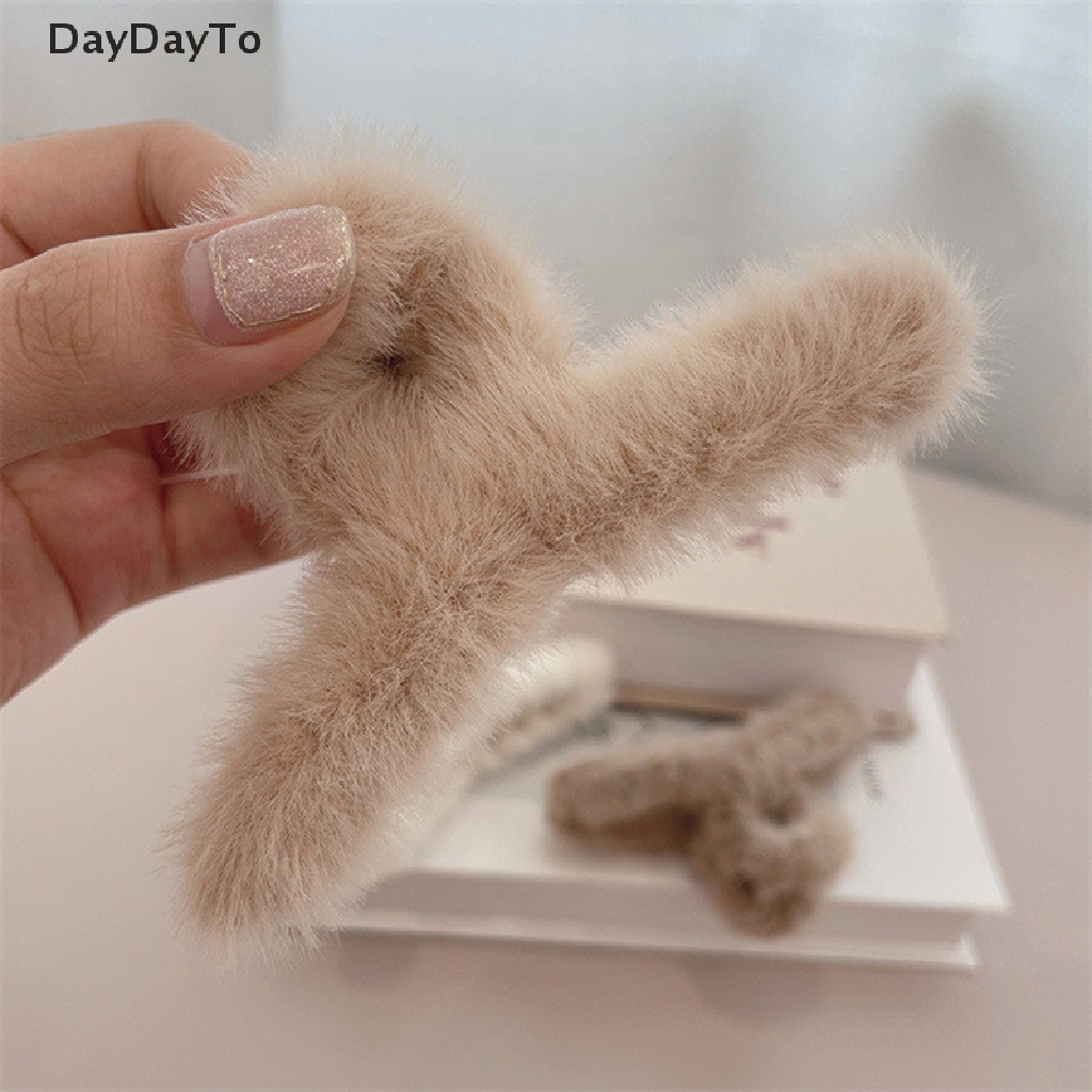 Kẹp Tóc Càng Cua Đính Lông Giả Bằng Acrylic Thanh Lịch