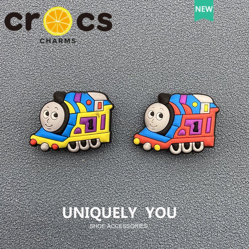 Phụ Kiện Trang Trí Giày crocs Họa Tiết Hoạt Hình Phối Nút Thời Trang Cho Xe Hơi / Xe Máy