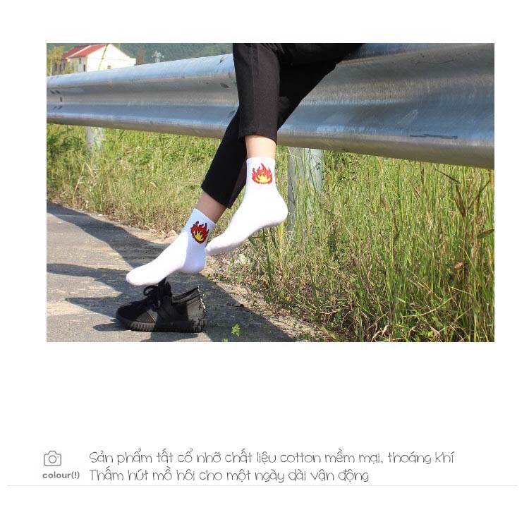 Tất vớ cổ cao nam nữ trắng trơn họa tiết độc đáo thời trang Unisex Hàn Quốc - Only Store