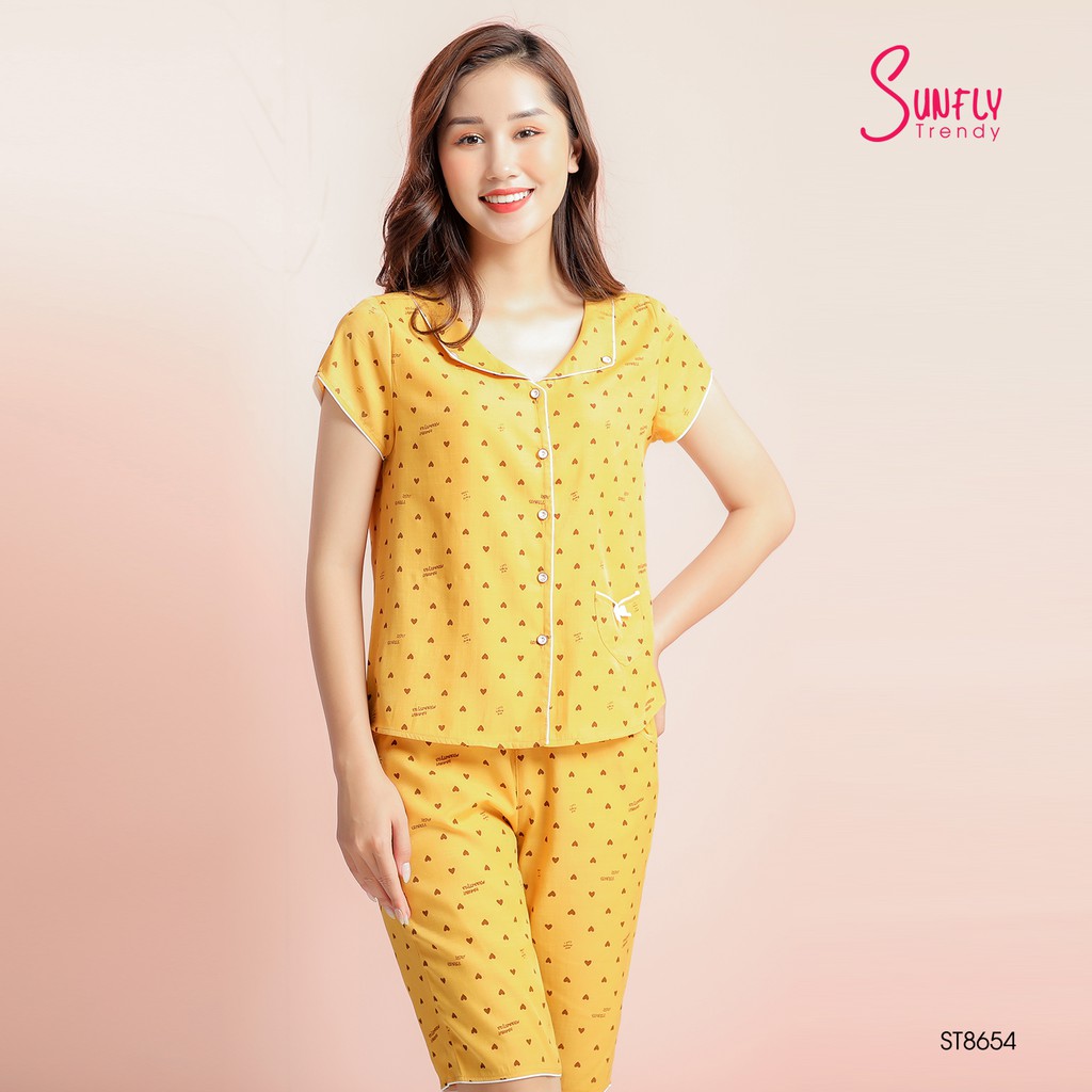 Bộ pijamas đũi Sunfly áo cộc quần trên gối ST8654