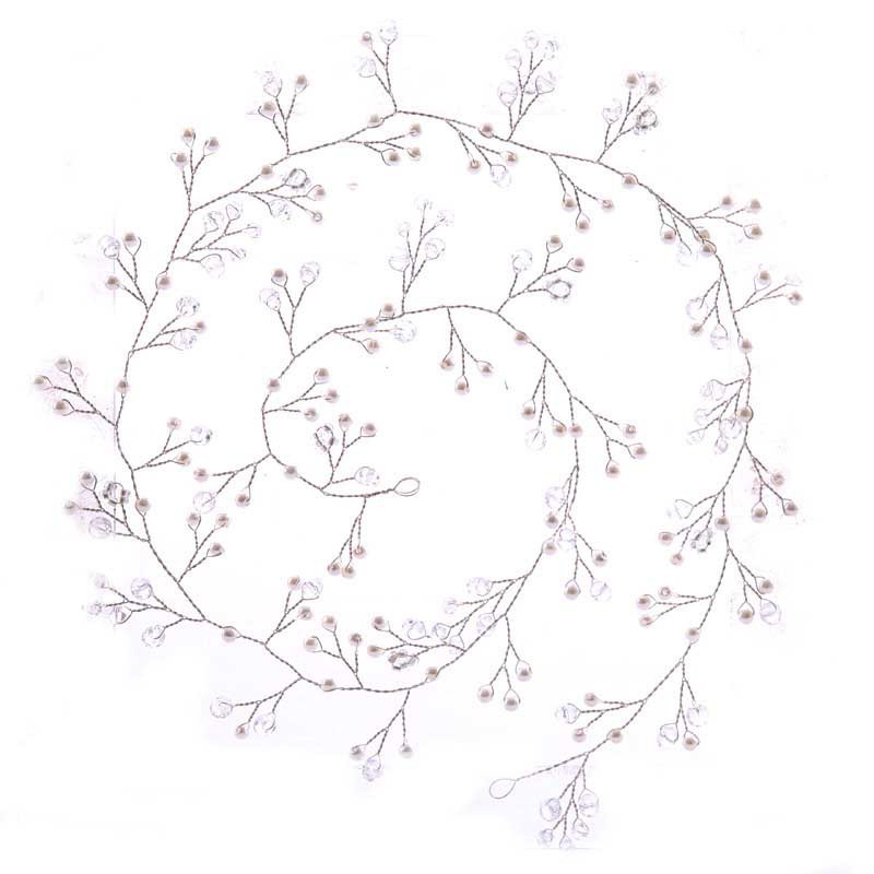 Phụ kiện tóc kiểu dáng xinh xắn thời trang cho cô dâu