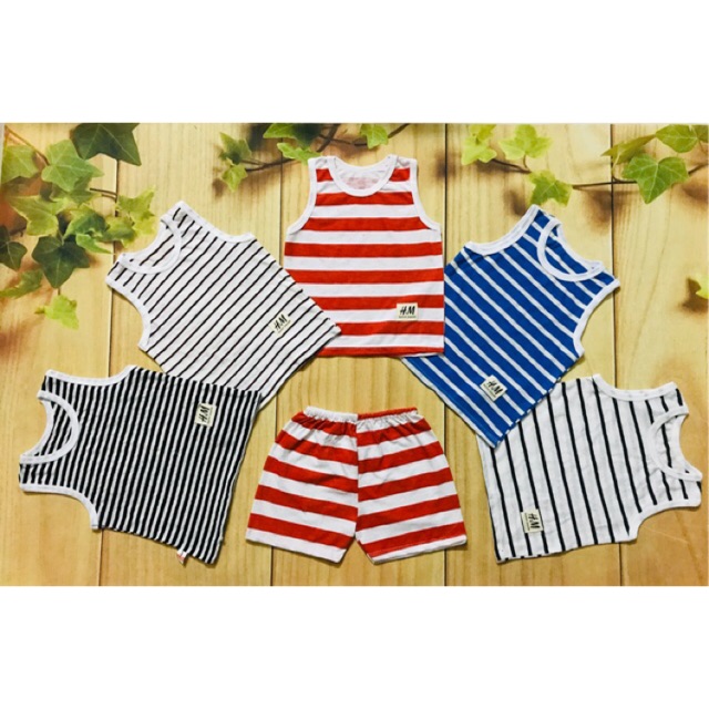 5 bộ ba lỗ kẻ HM xuất dư cho bé 7-16 kg , giá 12 k