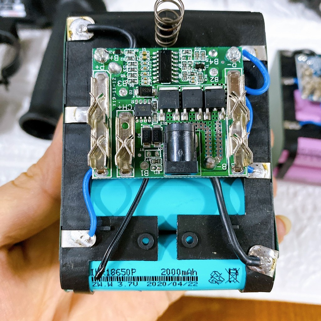 Máy mài cắt góc, máy cắt dùng pin HITACH 2 Pin 188V - 5.0Ah