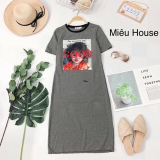 Đầm thun hình in chữ sau lưng